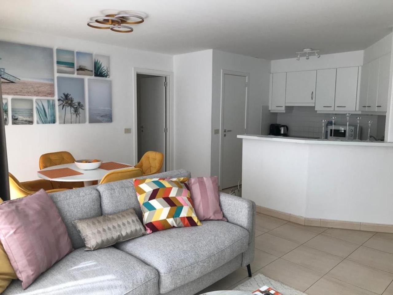 Urbanstay Suites - Beachfront Apartment In Knokke Exterior foto